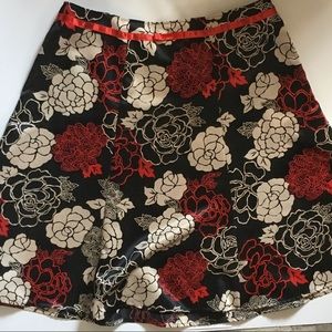 Notions Red/black/cream floral skirt